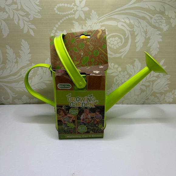 Little Tikes Growing Garden Watering Can & Gloves - Picture 2 of 5